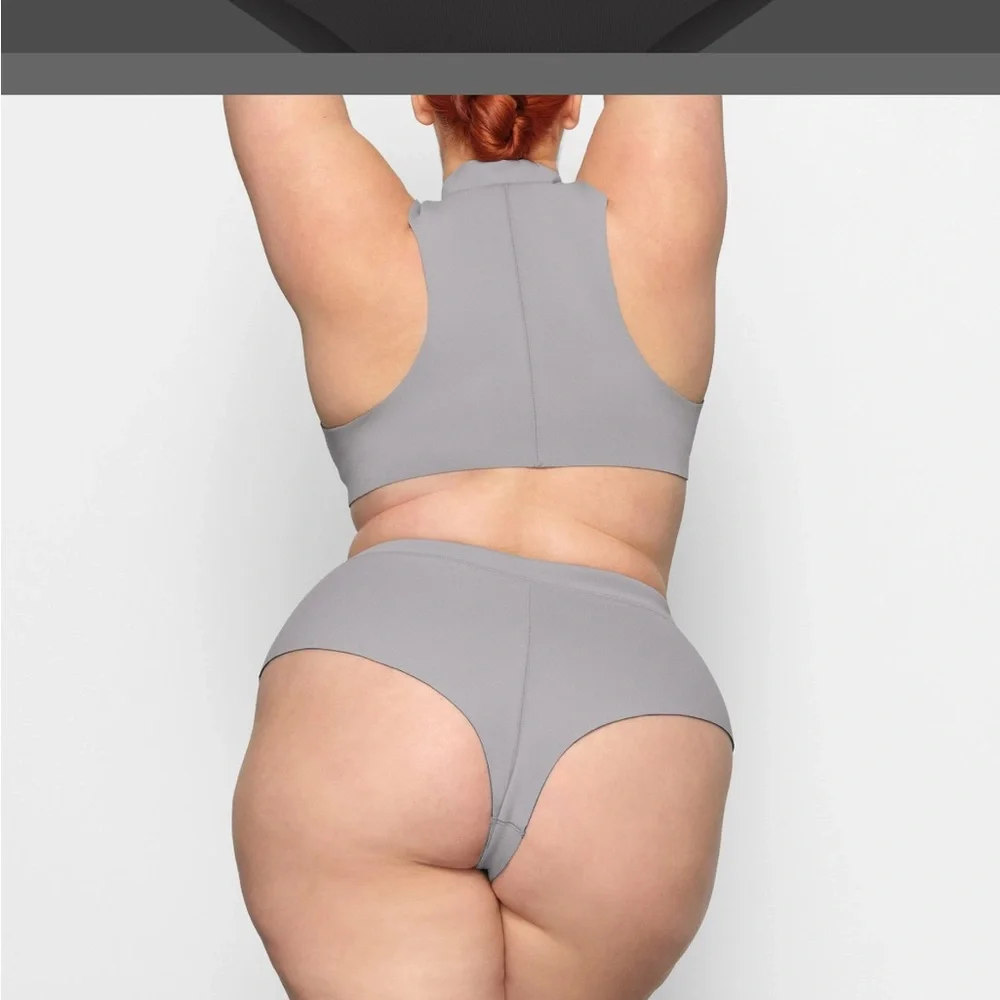 🩶SKIMS SWIM SPORT NEOPRENE MOCK NECK ZIPPER BIKINI TOP IN CHROME XXS
